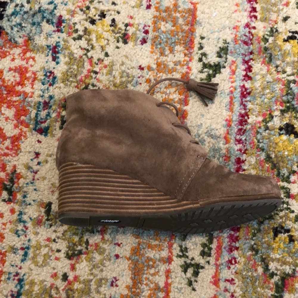 Great shoes for winter and fal!!